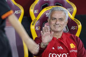 前羅馬CEO：和不斷與裁判&聯(lián)盟沖突的穆帥共事，如同加州當(dāng)消防員