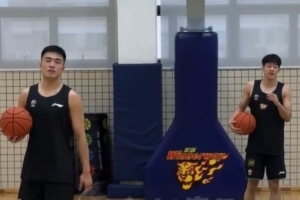 卷起來！宏遠(yuǎn)放假日 楊溢、杜潤(rùn)旺、焦泊喬等多人在球館加練