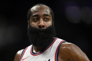 馬健：現(xiàn)役球員里運(yùn)氣最差的是哈登 每次要奪冠時總會發(fā)生意外