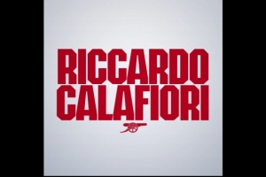 官方：卡拉菲奧里當(dāng)選阿森納8月最佳球員，他出戰(zhàn)3次貢獻(xiàn)1球2助攻