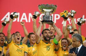 記者：前澳大利亞功勛國(guó)腳耶迪納克跟隨澳波加入森林教練組