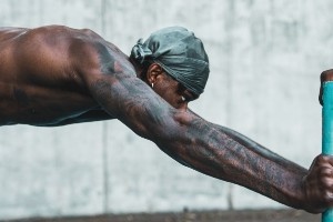 狂練一夏！范德比爾特曬休賽期苦練照 前隊(duì)友濃眉為其點(diǎn)贊