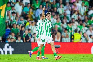 阿斯：貝蒂斯邊鋒阿布德已從腳踝重傷中走出，參與了周三的訓(xùn)練