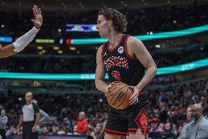 4年1億 薪資網站整理吉迪新合同細節(jié)：起薪2232萬 最后一年2768萬