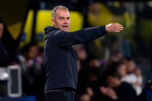 假期加練！每體：德容等四人在巴薩假期加練，教練組對此贊賞