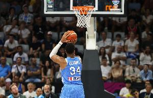 美記：看好字母哥新賽季拿到個人第三個MVP 他需要提升罰球命中率