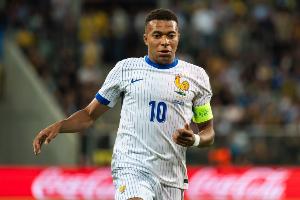 姆巴佩是21世紀(jì)以來，第二個(gè)在27歲前為國家隊(duì)打入52球的歐洲球員