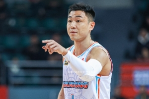 濟(jì)南時(shí)報(bào)：王證、趙浩然、馬延?xùn)|、謝文政、高詩(shī)巖缺席夏聯(lián)東營(yíng)站