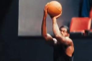 擴大射程！范德比爾特休賽期加練底角三分 四連空心入網(wǎng)！