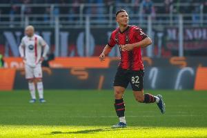 隆戈：吉達(dá)聯(lián)合商談引進(jìn)20歲中衛(wèi)西米奇，米蘭有20%轉(zhuǎn)售分成