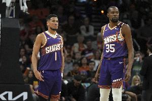 米西奇：KD驚訝于自己在太陽的戰(zhàn)術(shù)地位之低 年輕人享受與其交流