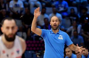 希臘主帥：我們必須始終保持饑餓感 我們還沒(méi)有拿下獎(jiǎng)牌