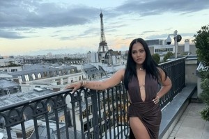 想老婆了！庫里曬出和阿耶莎視頻截圖：我的巴黎女神！