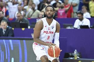 得分利器！波蘭歸化球員勞埃德場均砍22.4分賽會第5！另有1.3斷