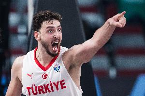 科克馬茲：恩比德曾是我合作過的最強(qiáng)中鋒 但現(xiàn)在改換申京了！