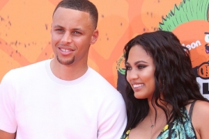 夸梅diss庫嫂：玩樂投資都花老公錢還抱怨很多 我要是庫里早離了