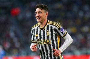 坎比亞索：拿到紳士獎(jiǎng)深感榮幸，但正好趕上我停賽有點(diǎn)滑稽