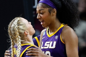 受禁賽影響？里斯個(gè)人INS簡(jiǎn)介刪除芝加哥 隊(duì)友海莉生日全程不參與