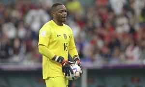 德尚領(lǐng)銜法國教練組致敬曼丹達：感謝你所做的一切，你是真正領(lǐng)袖