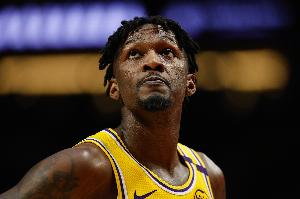 斯通：會(huì)想念狄龍的許多特質(zhì) 希望芬尼-史密斯發(fā)揮他的獨(dú)特作用