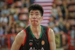 在西乙的第二場季前賽！余嘉豪砍下17分 球隊加時惜敗對手1分