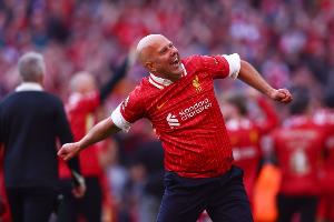 小吧譯言家|一個(gè)夏窗賣(mài)人收1.94億！利物浦的買(mǎi)賣(mài)咋能做得這么精