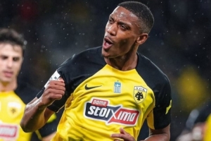 記者：墨西哥球隊(duì)有意租借馬夏爾，但球員一歐元工資都不愿降