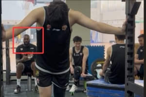 第4外援？浙江男籃曬球隊(duì)訓(xùn)練視頻 有外籍球員身影