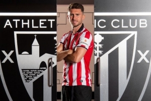 巴爾韋德：簽下拉波爾特對我們至關(guān)重要，這筆簽約堪稱完美