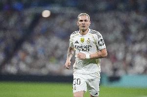 阿斯：馬斯坦托諾提前結(jié)束休假回皇馬訓(xùn)練，他力爭首發(fā)和打進(jìn)首球