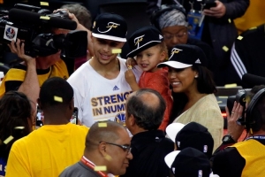 夸梅：若我妻子上節(jié)目說庫嫂這些話那直接拜拜 誰離不開誰?。? >
                                        </div>
                                    </div>
                                                                        <div   id=