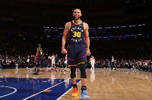 北卡洲際公路位于戴維森鎮(zhèn)的30號出口被命名為斯蒂芬-庫里立交