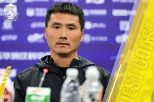 邵佳一：我的隊員在這個間歇期訓(xùn)練很辛苦 希望奉獻(xiàn)一場精彩比賽