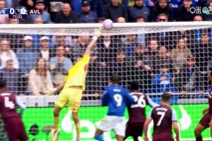 大馬丁萬夫莫開！格拉利什傳中基恩頭槌，馬丁內(nèi)斯極致伸展撲救