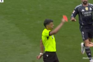 又是他！曼薩諾上賽季吹皇馬罰下貝林厄姆，本場(chǎng)罰下赫伊森