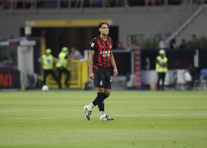 都體：魔笛和拉比奧特是米蘭固定首發(fā)，里奇踢不上球進(jìn)不了國(guó)家隊(duì)