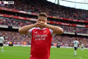 新援連線！埃澤反越位助攻，約克雷斯轟賽季第3球，阿森納2-0領(lǐng)先