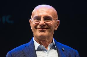 薩基分析歐冠首輪：阿賈克斯一直很難纏，我更擔(dān)心過渡期的國米