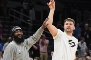 山姆高德：東契奇交易后獨(dú)行俠內(nèi)部變得很詭異 我最終也因此離開