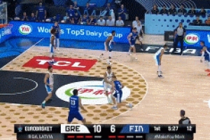 遮天蔽日！芬蘭強(qiáng)鑿希臘內(nèi)線 字母哥黃雀在后血帽將球扇飛