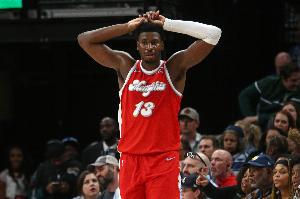 休賽期提前續(xù)約后受傷！JJJ：正在恢復(fù) 但復(fù)出時(shí)間取決于身體感受