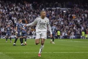 姆巴佩在百分百成功率下完成7次過人，本賽季五大聯(lián)賽球員最多