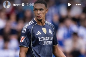 十人應(yīng)戰(zhàn)客場全身而退，阿諾德發(fā)文慶祝勝利：+3，Vamos??