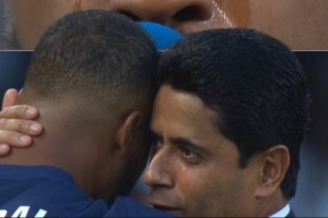 巴黎為金彭貝舉辦告別儀式，球員發(fā)表演講淚灑現(xiàn)場