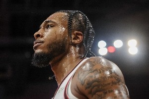 各隊(duì)秘武庫(kù)：鴨王黑迪克 莊神白魔 冬兵小手抱臂 伊森波姐來(lái)烤雞