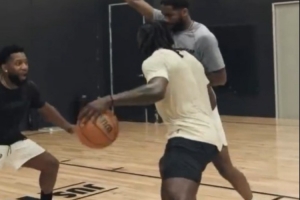 朱哥干貨教學！霍勒迪教你如何擠開投籃空間 命中跳投