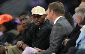 媒體人：庫明加還沒簽資質報價 是因為還想拖拖看&等到勇士耗不起