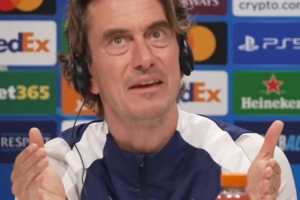 歐冠首秀！弗蘭克：我曾在小球場(chǎng)踢英冠；明日意義重大且無比期待