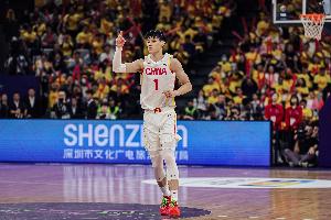 籃網(wǎng)媒體：預(yù)計曾凡博很快也會和籃網(wǎng)簽約 他已經(jīng)抵達紐約