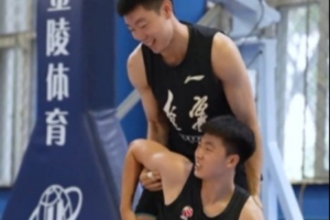 遼寧男籃最新訓練視頻：來點兒“強度”??